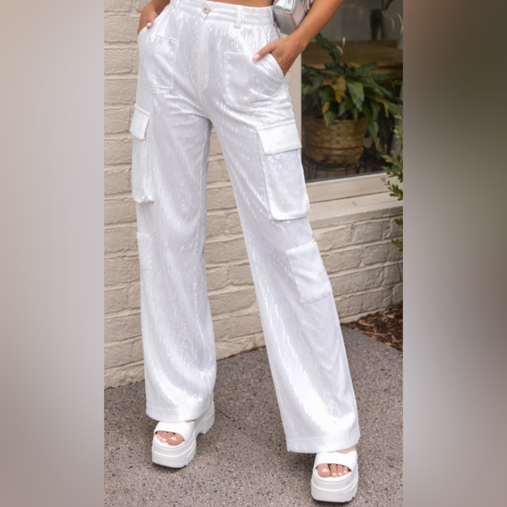$170 GORGEOUS WHITE CLEAR SEQUIN CARGO PANTS - STUNNING!!!